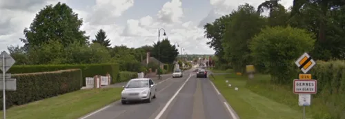 Gennes-Longuefuye. RD 28 : circulation interdite sur la commune...