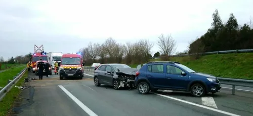 Le Lion d'Angers. La D775 fortement ralentie après un accident...