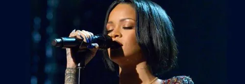 RIHANNA ANNULE UN FESTIVAL