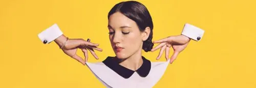 Jain présente le clip de « Makeba »