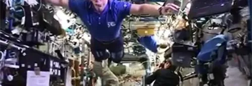 Le mannequin Challenge de l'Espace!