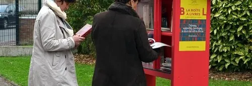 Initiative sympa à Douai : "Les boîtes à livres"