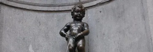 Manneken Pis fête son 1.000eme costume