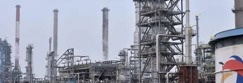 Blocage des raffineries et dépôts de carburant par les agriculteurs