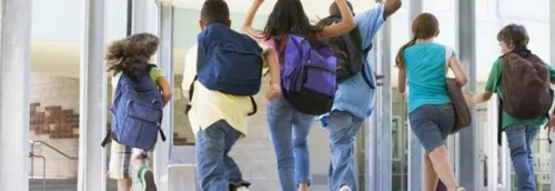 Collecte de cartables dans les Carrefour de la métropole lilloise