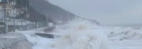Grandes marées : la préfecture maritime appelle à la prudence
