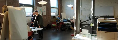 Des demandeurs d'emploi créent une start-up virtuelle pour trouver...