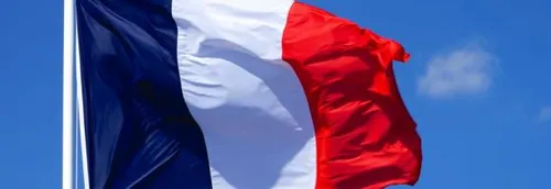 Loi sur l'école : drapeaux et Marseillaise obligatoires dans les...