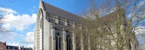 Les cloches des cathédrales vont sonner à 18h50 ce mercredi soir