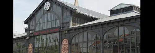 Coronavirus: les Halles de Wazemmes à Lille transformées en "drive...