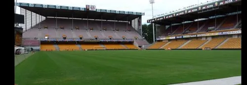 Confinement: pas de supporters dans les stades avant 2021 selon des...