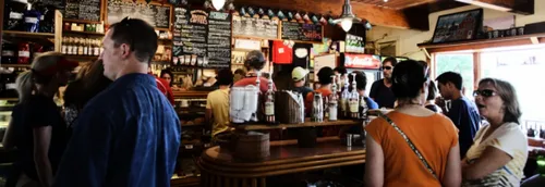 Pas-de-Calais : fermeture des bars et restaurants à 0h30 dès ce...