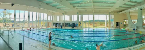 Les piscines municipales couvertes pourront aussi fermer dès demain