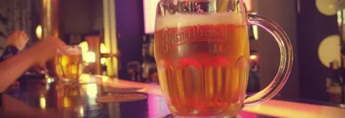 Fermeture des salles de sport, piscines et bars à 22h dans le...