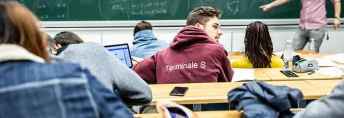 La rentrée scolaire décalée à 10 h lundi prochain