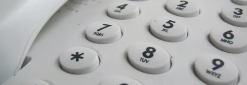 Une ligne téléphonique de nuit ouvre pour les étudiants de la...