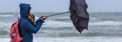 De fortes rafales de vent dans la région