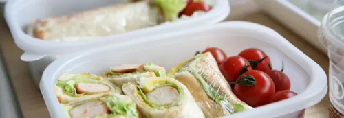 Manger à son bureau sera bientôt autorisé