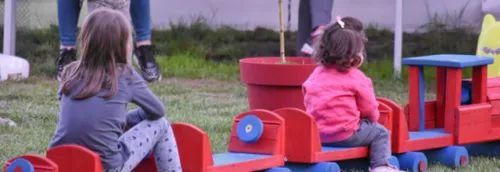 Les assistantes maternelles finalement autorisées à accueillir les...