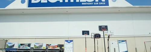 Le masque de Décathlon mis en vente courant mai