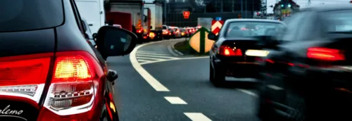 Une 3ème voie « réservée » sur l'A25 en discussions