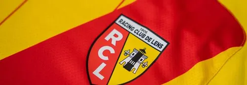 Les nouveaux maillots du RC Lens dévoilés