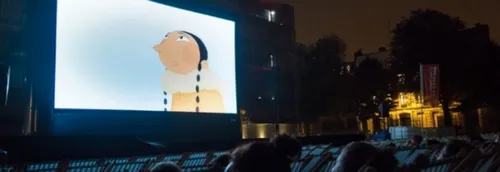 Une séance de cinéma au bord d'un lac à Villeneuve d'Ascq