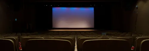 La jauge à 49 personnes sans pass sanitaire acceptée dans les lieux...