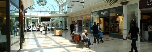 Pas non plus de pass sanitaire dans les centres commerciaux du Nord