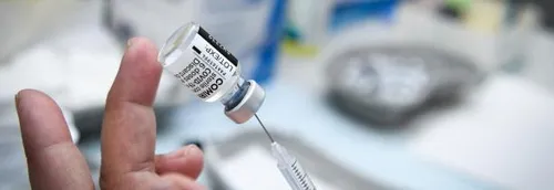 Un centre de vaccination éphémère à V2