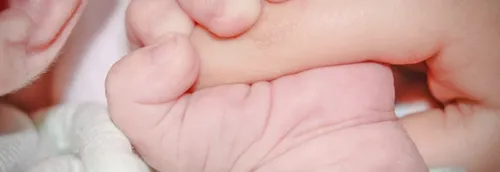 Bientôt une hausse des salaires des sages-femmes