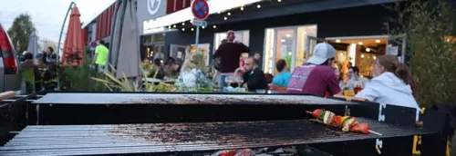 Une soirée "chill and beer" avec DJ HS à la salle Vertical'Art de...