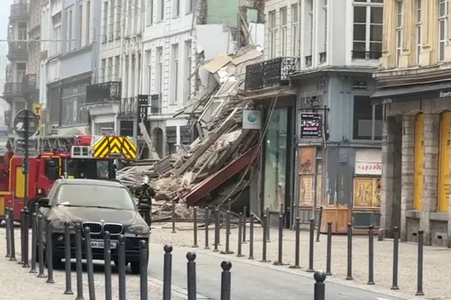 Deux immeubles subitement effondrés à Lille