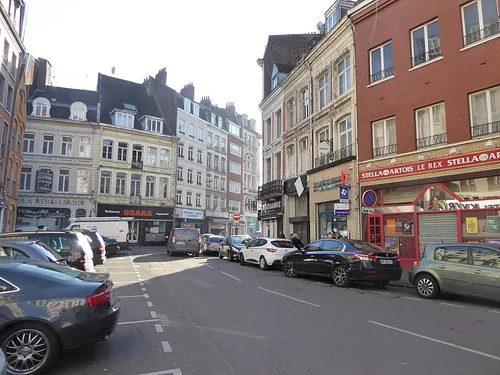 La place des Reignaux devient piétonne à Lille