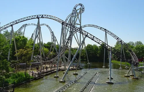 L'une des attractions de Plopsaland parmi les meilleures du monde