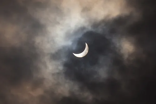 Une éclipse partielle du soleil à voir dans la région ce mardi