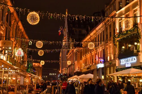 Les illuminations de Noël mises en service plus tard à Lille