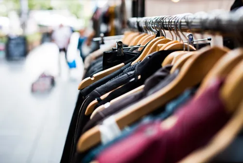 Deux vide-dressing organisés à Lille ce samedi