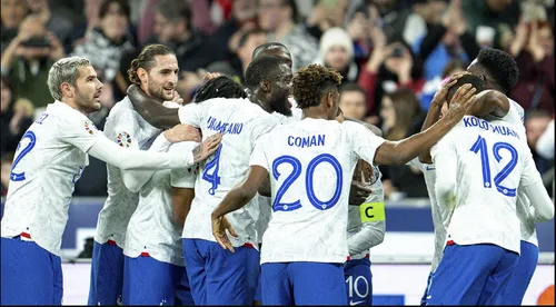 Football : les Bleus au stade Pierre Mauroy à l'automne