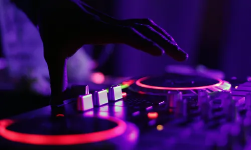 Grand concert avec des DJ renommés à Seclin !