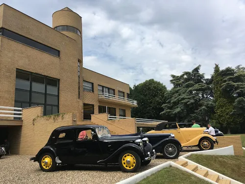 2ème Villa Cavrois Auto Retro