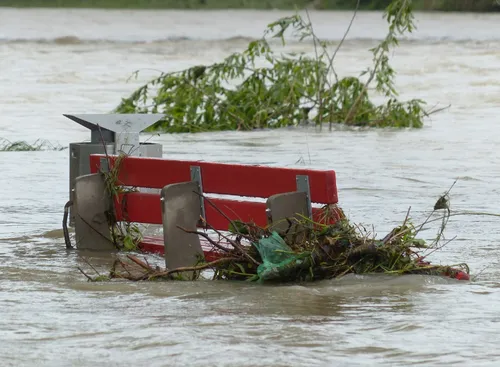 Vigilance rouge aux crues : les mesures de la préfecture du...