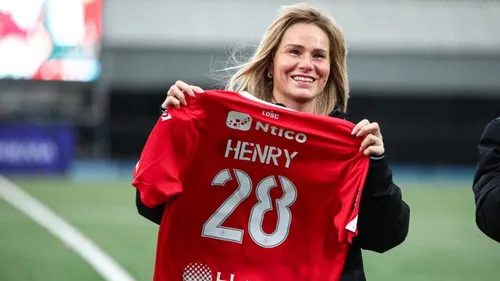 Amandine Henry devrait enfin faire ses débuts avec le LOSC