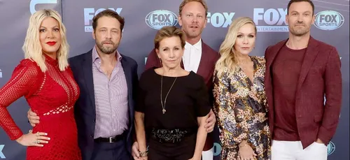 1ère bande annonce de BH90210