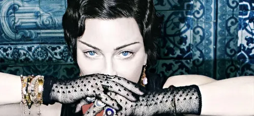 Madonna décale le lancement de sa tournée mondiale