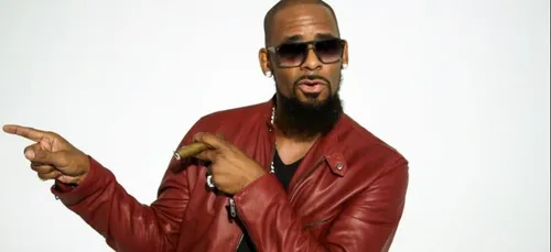 R Kelly restera en prison jusqu'à son procès