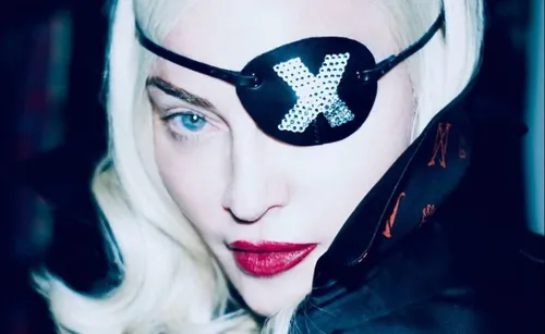 Madonna : 3h30 de retard pour son 1er concert à Paris !