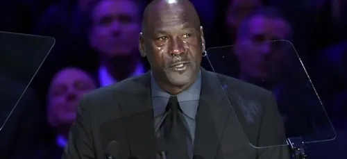 Dernier hommage à Kobe Bryant au Staples Center