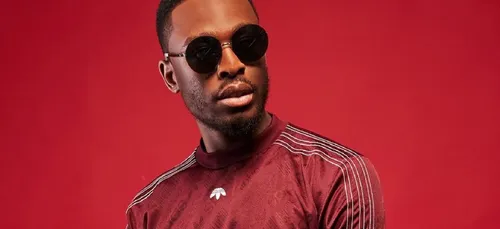 Dadju annonce la naissance de son fils