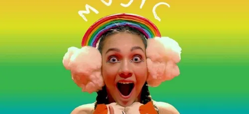 Sia annonce la sortie de son film "Music"